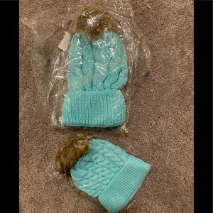 MOMMY AND ME HATS NEW W TAGS